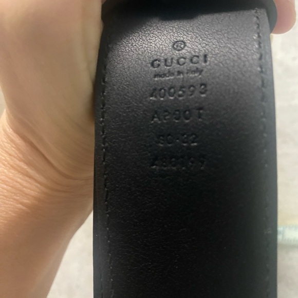 Women's 1.5 inch gucci belt- size 75- authentic - Picture 6 of 8